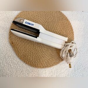 4/$25 • Vintage 1998 Conair Straight Styles Corded Hair Steam Straightener
